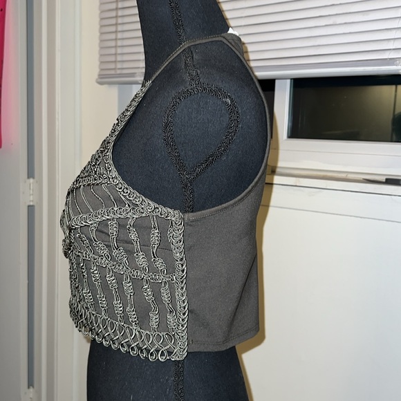 Size S / Embroidered Summer Top - Picture 2 of 3